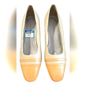 Naturalizer Women's Gray and Tan Shoes